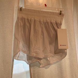 lulu 5. track shorts